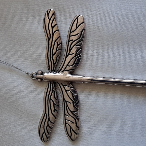Wishing Thread Eternity crystal with  silver dragon fly. - Picture 4 of 11